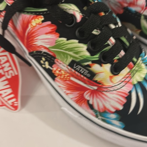 VANS Authentic low top Hawaiian black ladies sneakers size 8 M US NEW in box - Picture 5 of 9